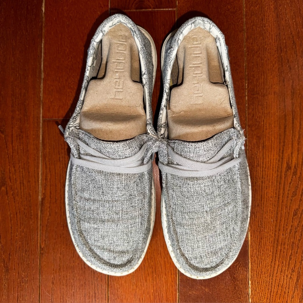 Hey Dude Women’s sz 10 (EU 41) Wendy Linen Iron Gray Loafers Laces
